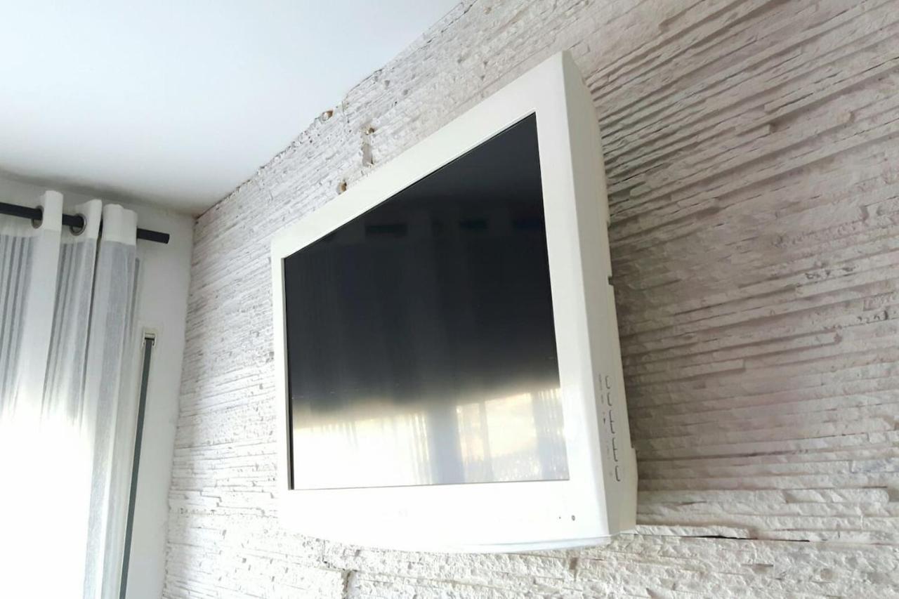 Apartamento En Blanes Con Piscina Y Parking Apartment Екстериор снимка