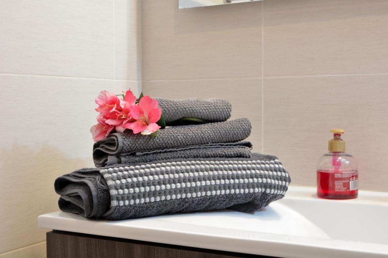Apartamento En Blanes Con Piscina Y Parking Apartment Екстериор снимка